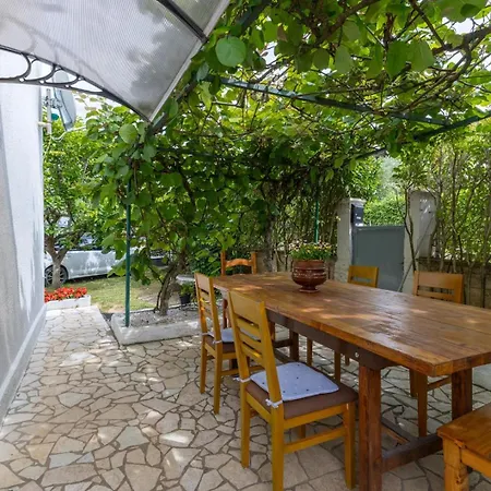 House Manuel In Tar Tatil Evi Tar-Vabriga