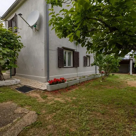Σπίτι διακοπών House Manuel In Tar Tar-Vabriga