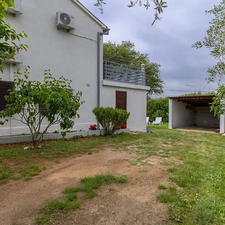 House Manuel In Tar Σπίτι διακοπών